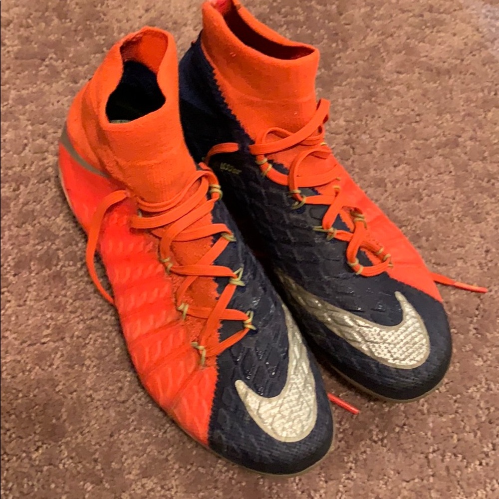 Nike Youth Soccer Cleats